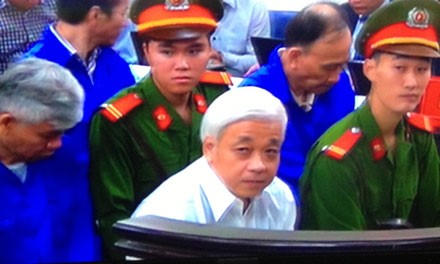 Đại gia ngân hàng và những cú sảy chân năm Ngọ