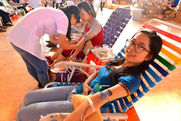 Sôi động ngày Chủ Nhật Đỏ trên đại ngàn Tây Nguyên