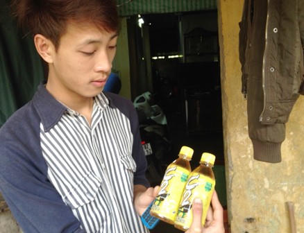 Vụ 5 con ruồi trong chai nước C2: Cơ quan chức năng cần vào cuộc kiểm tra