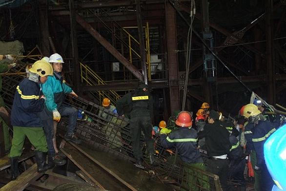 Vụ sập giàn giáo công trường Formosa: 13 người đã thiệt mạng