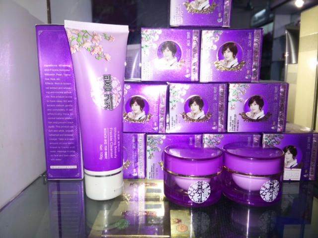 Thâm nhập “tổng kho tiên dược làm đẹp” khiến chị em phát cuồng