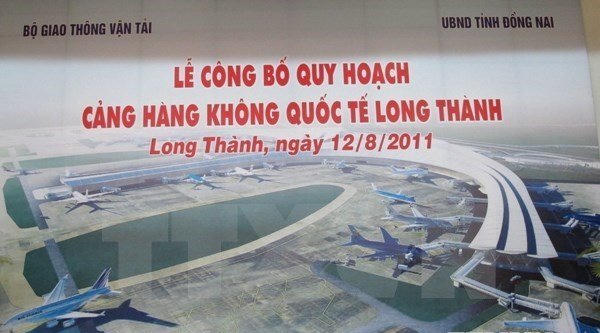 Phối cảnh sân bay Long Thành có “đạo” hình ảnh sân bay Hồng Kông?