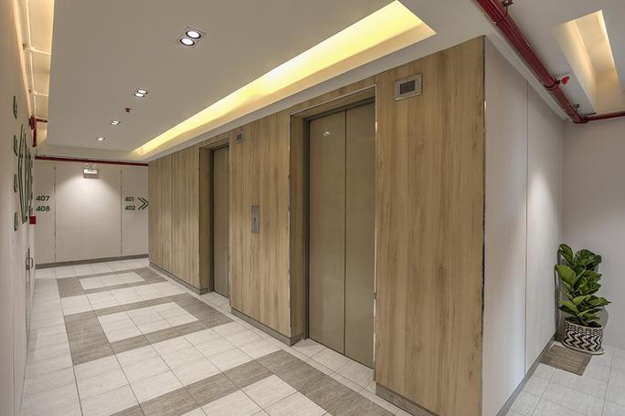 Cận cảnh bệnh viện dã chiến số 5 tại Thuận Kiều Plaza trước ngày hoạt động