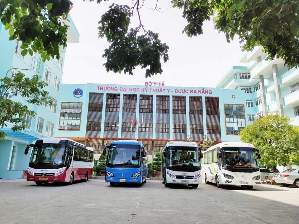Giảng viên và sinh viên trường Đại học Kỹ thuật Y - Dược Đà Nẵng lên đường hỗ trợ cho thành phố Hồ Chí Minh