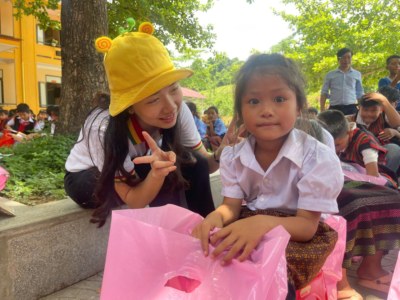 MÓN NỢ TÌNH THƯƠNG