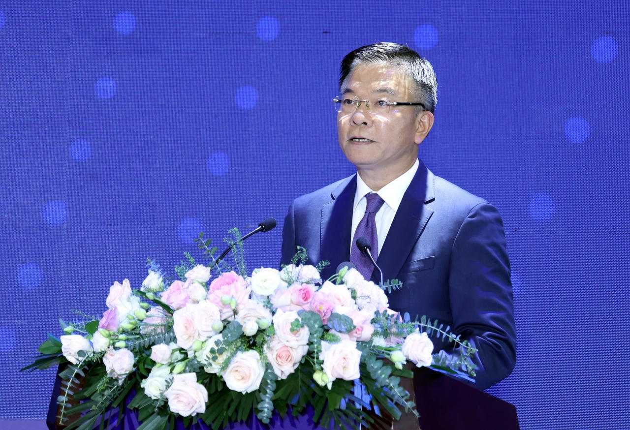 Phó Thủ tướng Lê Thành Long dự Diễn đàn Đổi mới sáng tạo trong lĩnh vực y tế