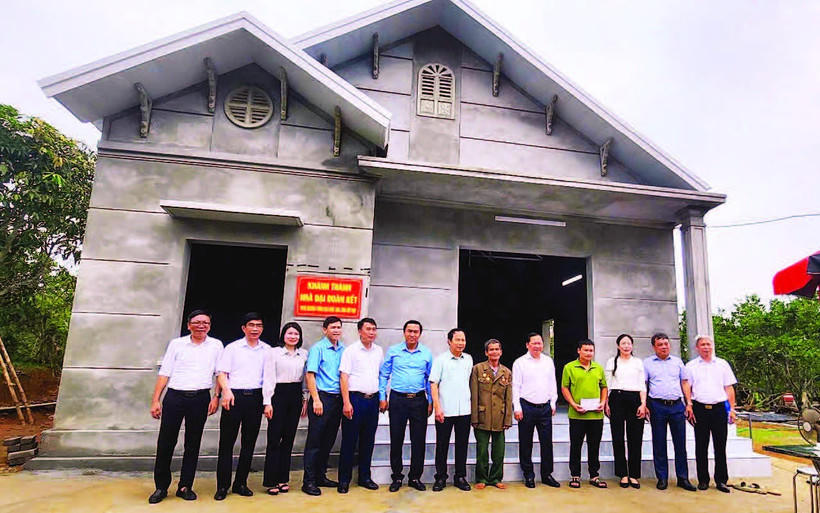 Thủ tướng yêu cầu hoàn thành mục tiêu xoá nhà tạm, nhà dột nát trên toàn quốc trước ngày 31/8