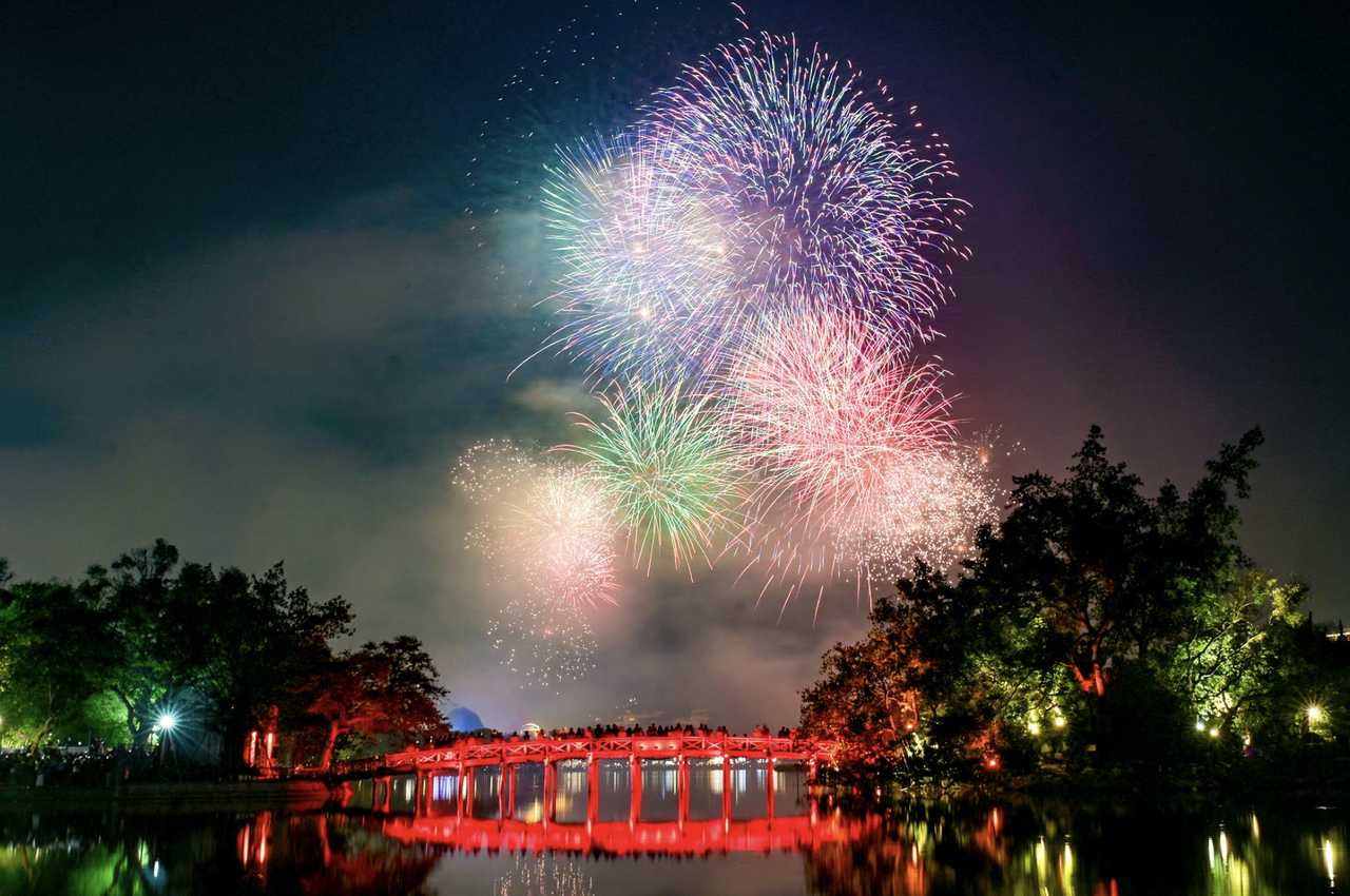 Hà Nội khẩn trương chuẩn bị kỷ niệm 80 năm Cách mạng tháng Tám và Quốc khánh 2/9, diễu binh hoành tráng và bắn pháo hoa 5 điểm