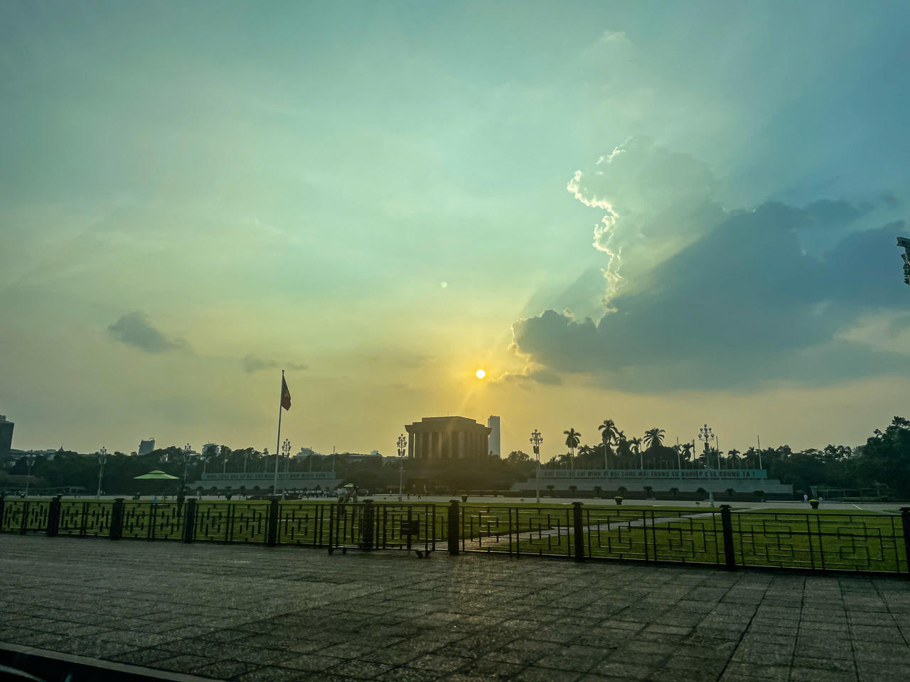 Hà Nội khẩn trương chuẩn bị kỷ niệm 80 năm Cách mạng tháng Tám và Quốc khánh 2/9, diễu binh hoành tráng và bắn pháo hoa 5 điểm