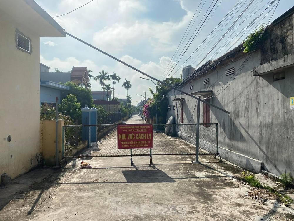 Nam Định xuất hiện 10 ca dương tính với SARS-CoV-2 với lịch trình di chuyển phức tạp