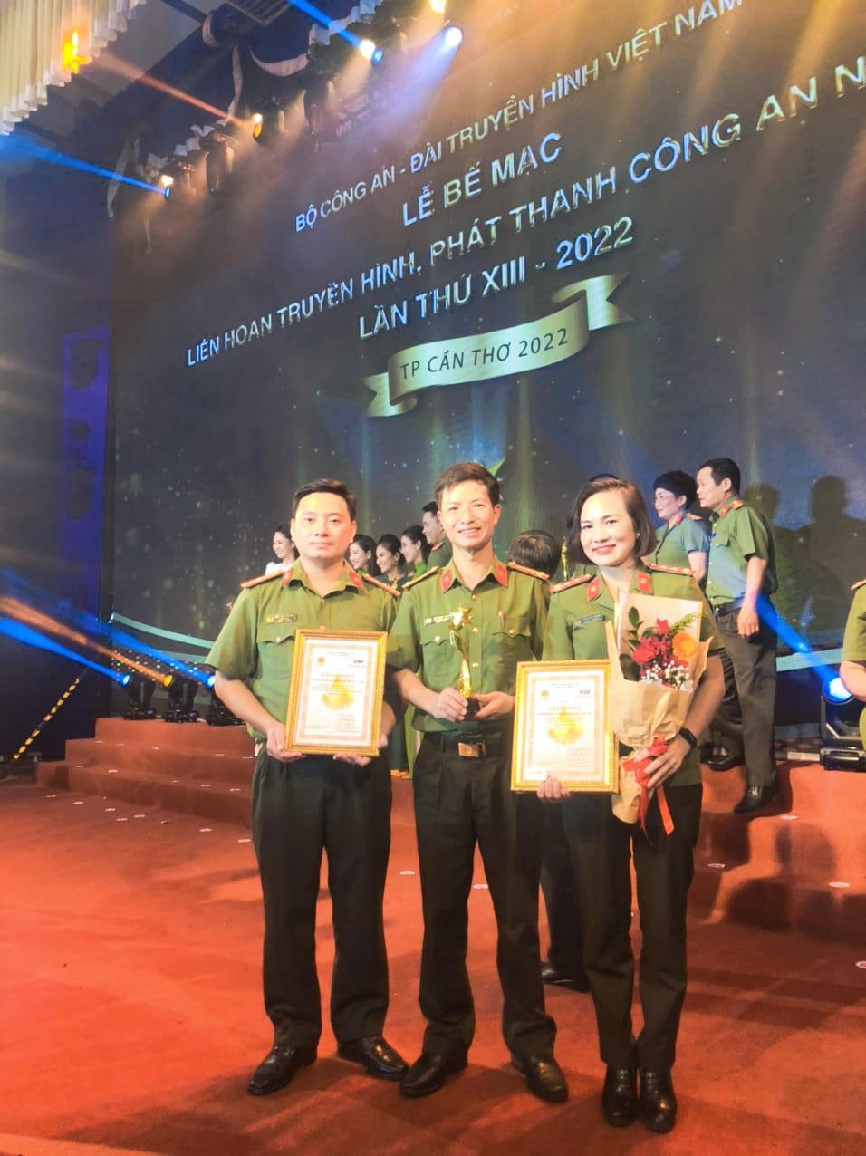 "Hoa xương rồng trên cát" giành Huy chương Vàng