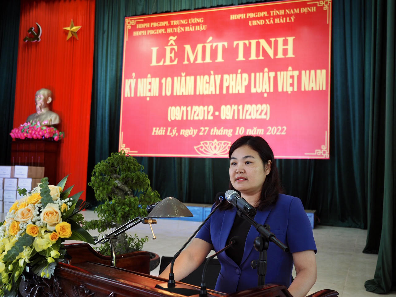 Mít tinh hưởng ứng Ngày Pháp luật Việt Nam 2022 tại Nam Định 