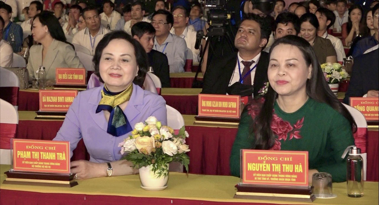 Khai mạc Festival Ninh Bình 2022 - Tràng An kết nối di sản 