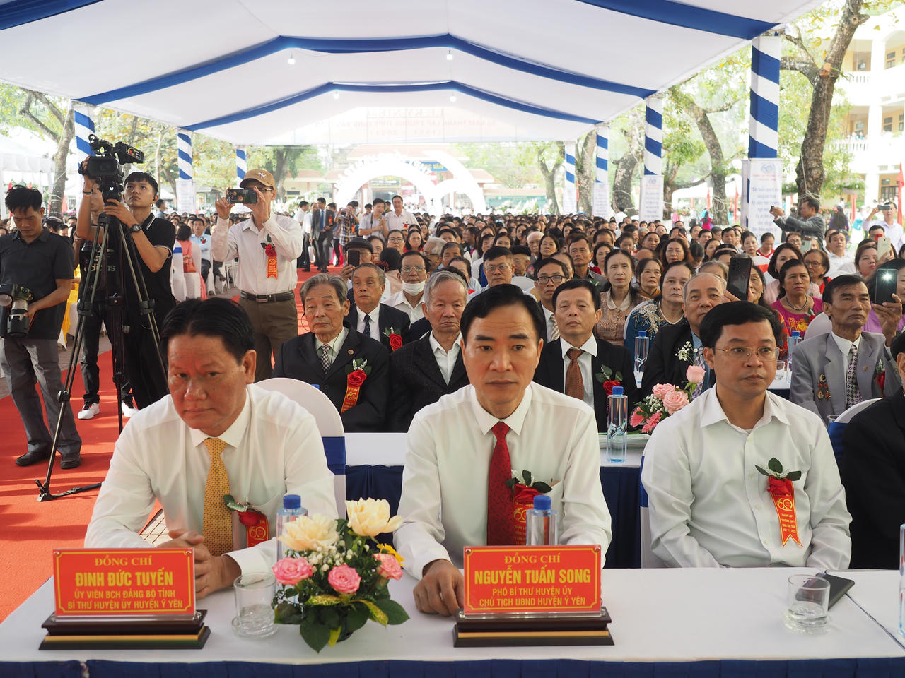 Nam Định: Trường THPT Tống Văn Trân kỉ niệm 60 năm thành lập, đón nhận bằng khen Thủ tướng