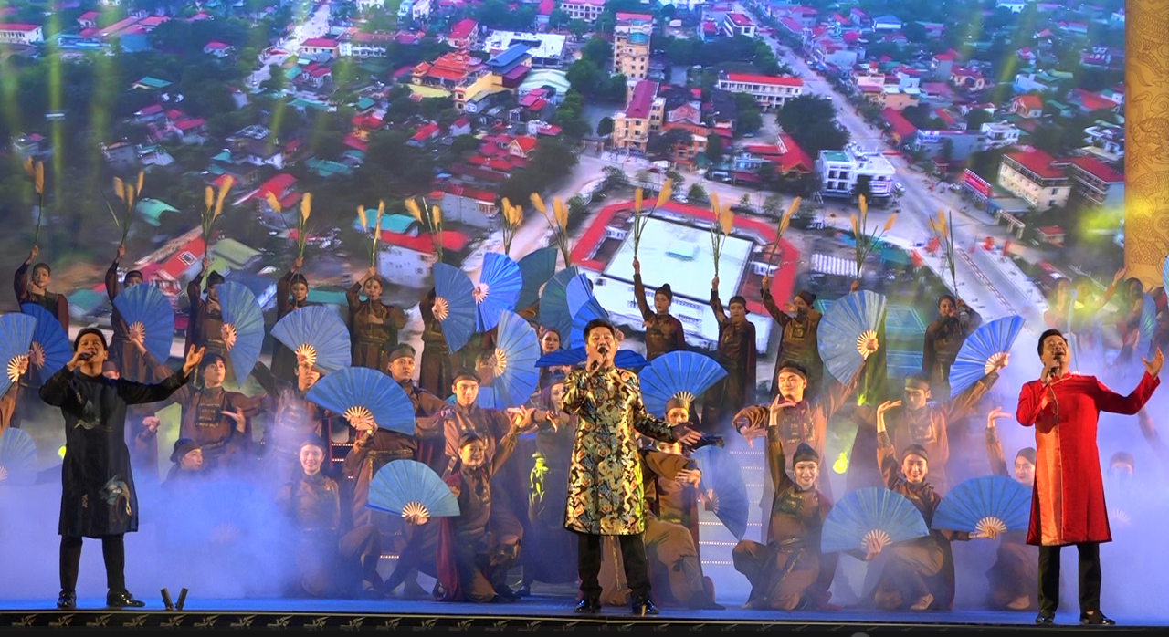 Lễ kỷ niệm 160 danh xưng Nho Quan và đón bằng công nhận huyện đạt chuẩn nông thôn mới