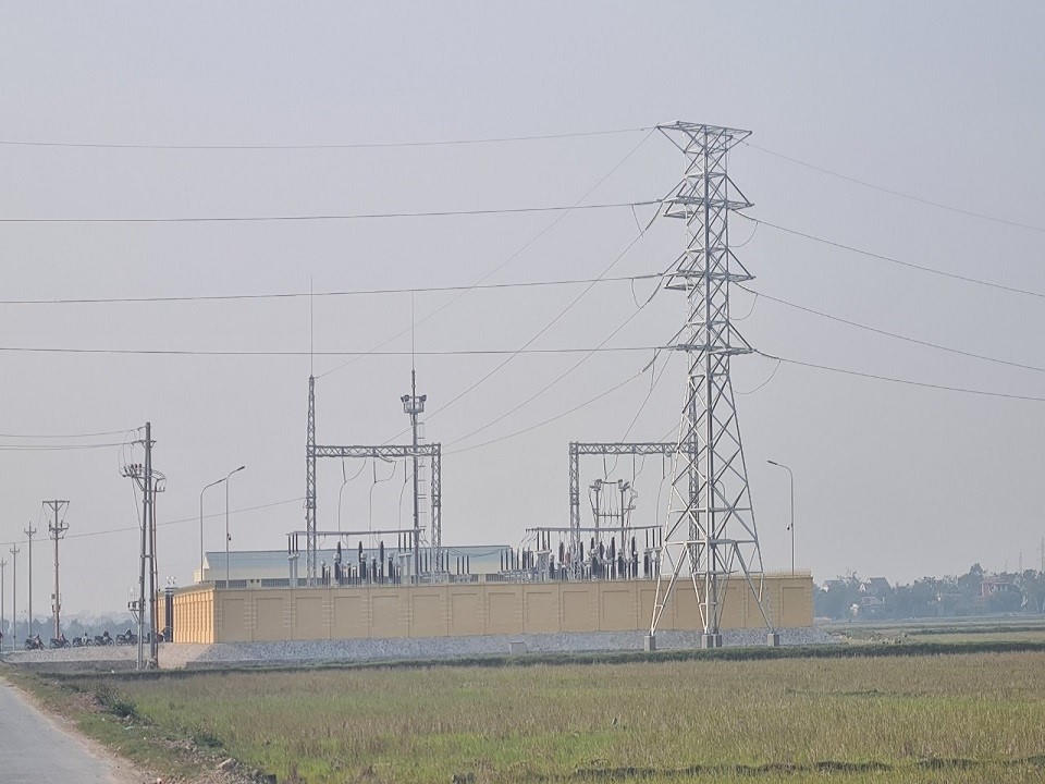 Điện lực Nam Định vận hành trạm 110kV Hiển Khánh, sẵn sàng đảm bảo công tác cung ứng điện trên địa bàn tỉnh