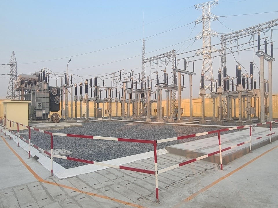 Điện lực Nam Định vận hành trạm 110kV Hiển Khánh, sẵn sàng đảm bảo công tác cung ứng điện trên địa bàn tỉnh