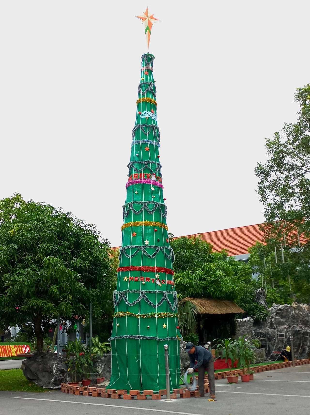 Ninh Bình lung linh đón mừng lễ Giáng sinh 2022