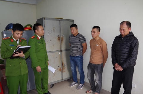 Khởi tố 3 đối tượng đánh người vì "ngứa mắt" trên cao tốc Cầu Giẽ - Ninh Bình