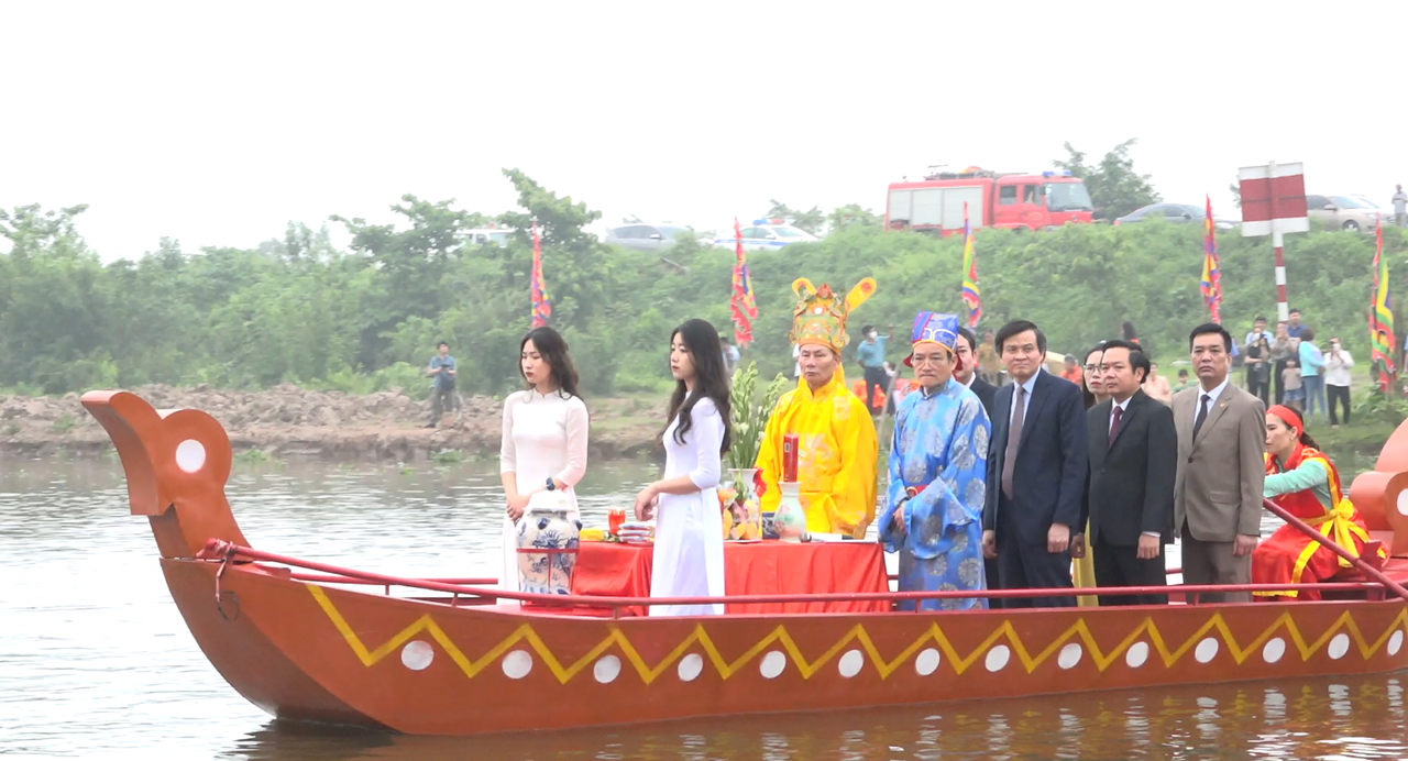 Nét đẹp “Uống nước nhớ nguồn” từ Lễ rước nước tại Lễ hội Hoa Lư 2023