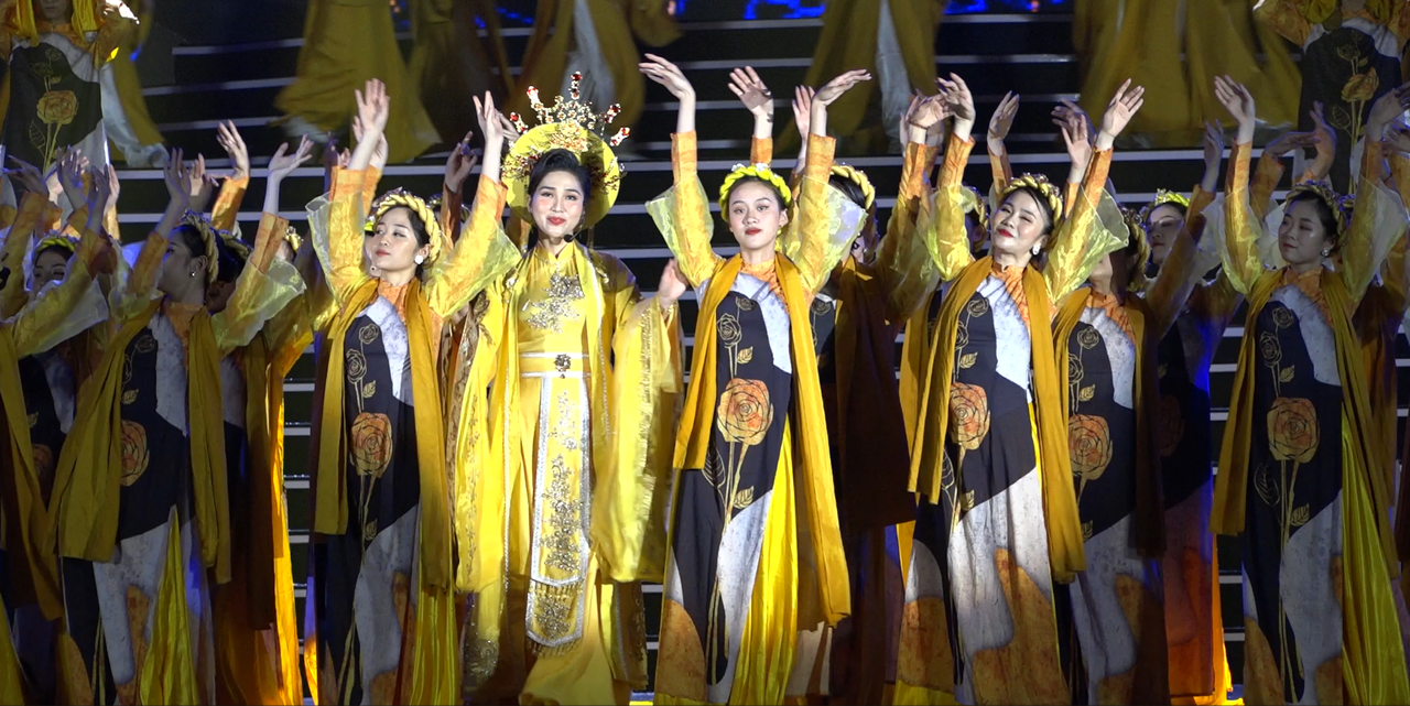 Kỷ niệm 1055 năm Nhà nước Đại Cồ Việt và khai mạc Lễ hội Hoa Lư 2023