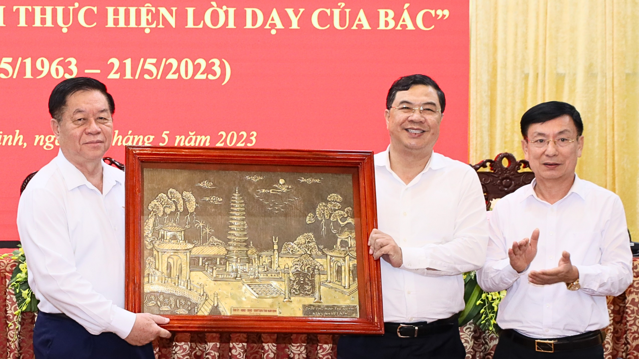 Hội thảo khoa học 'Nam Định 60 năm thực hiện lời dạy của Bác'