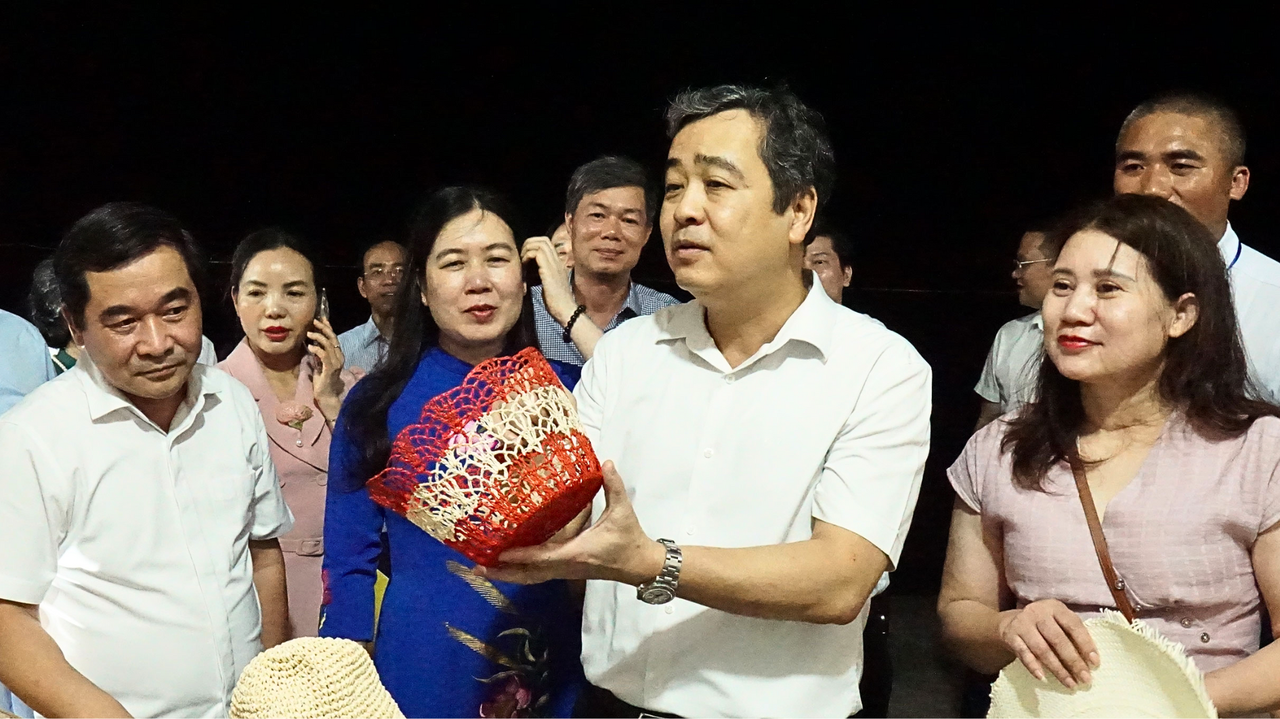 Thái Bình khai mạc Tuần Du lịch biển và khinh khí cầu