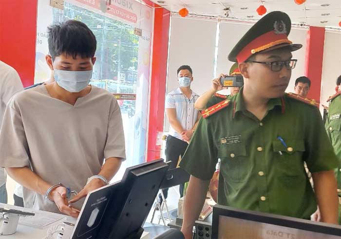 Nam Định: Bắt đối tượng trộm hàng loạt điện thoại iPhone cao cấp