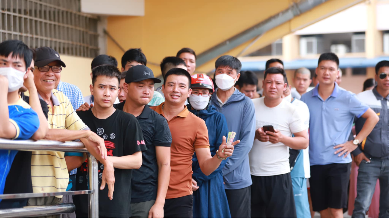 Trận tuyển Việt Nam và Syria: “Cháy vé” ngay ngày đầu tiên mở bán