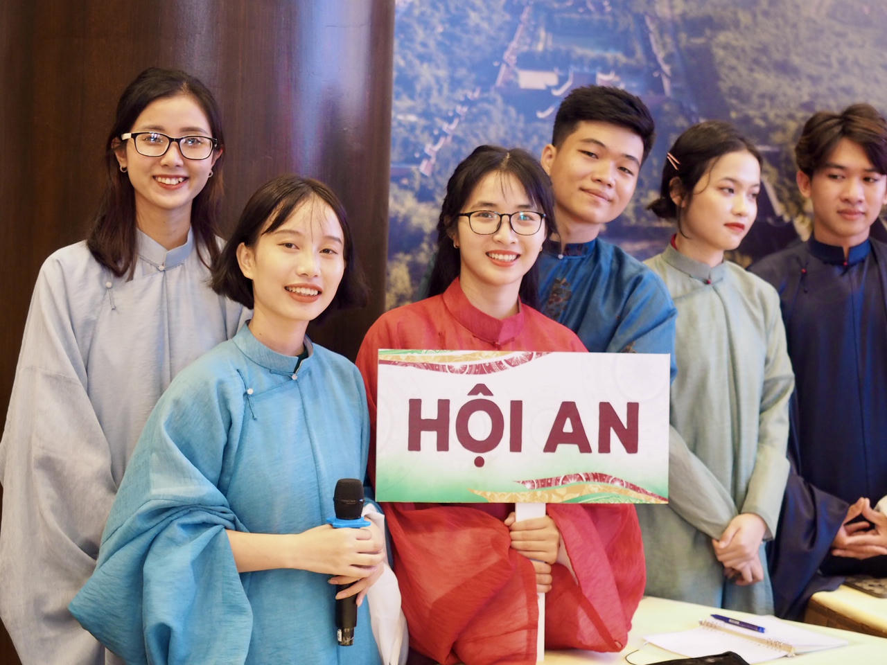 Xây dựng sản phẩm văn hoá và truyền thông du lịch qua góc nhìn giới trẻ