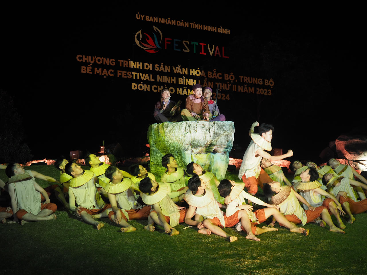 Festival Ninh Bình 2023 diễn ra thành công: Ấn tượng sắc màu di sản