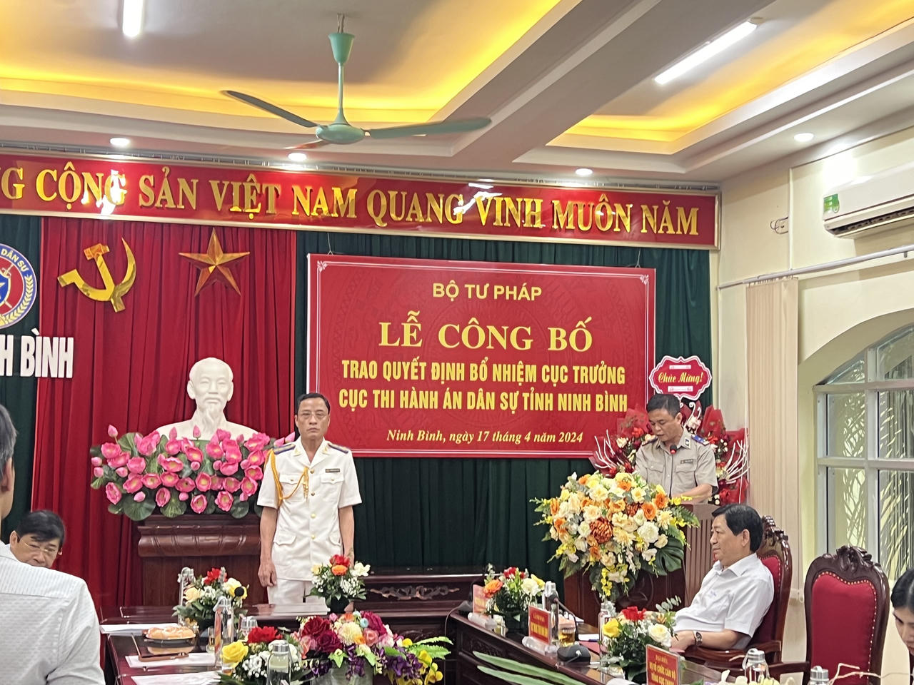 Ông Nguyễn Văn Tuấn giữ chức Cục trưởng Cục Thi hành án dân sự tỉnh Ninh Bình