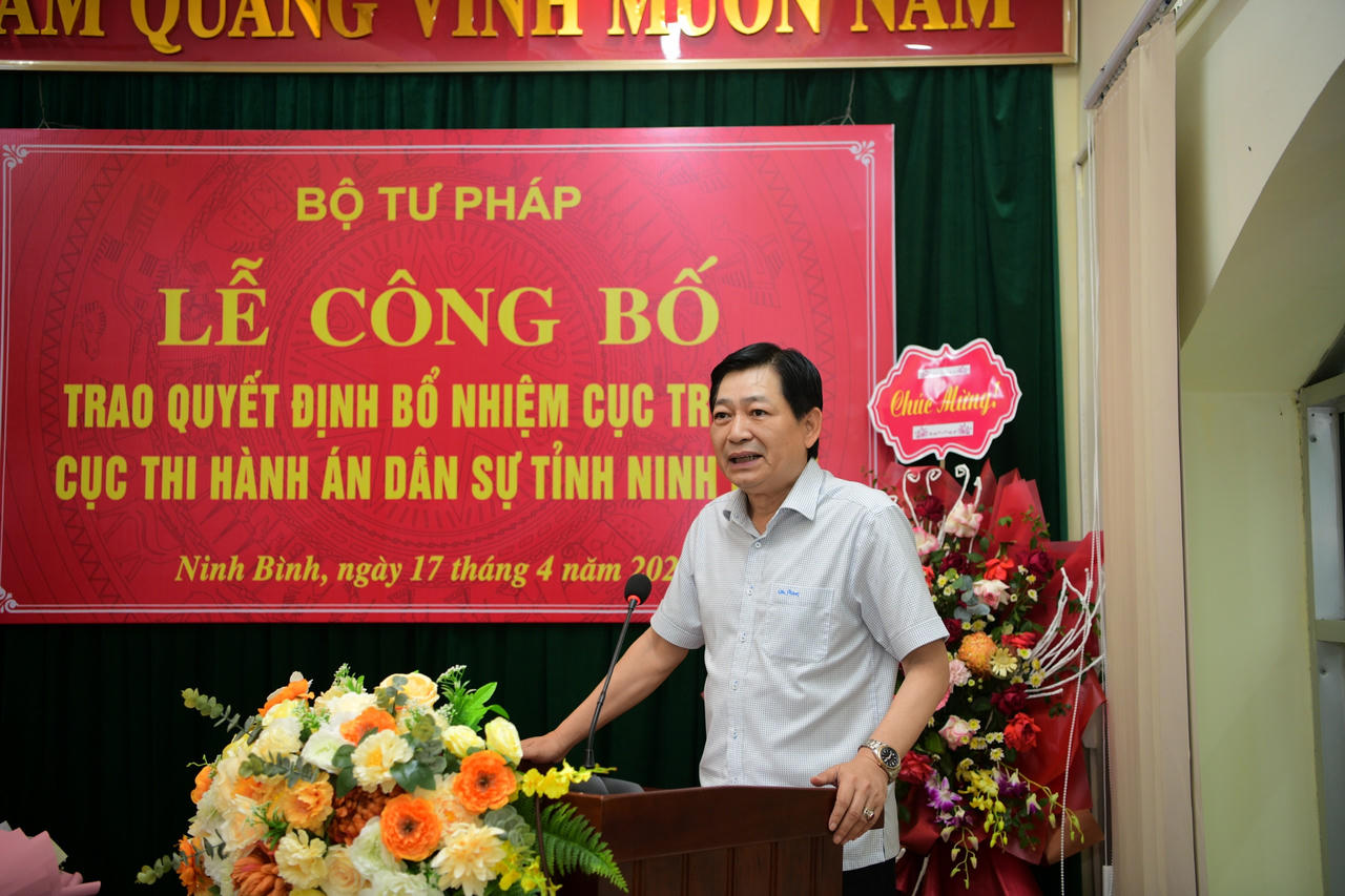 Ông Nguyễn Văn Tuấn giữ chức Cục trưởng Cục Thi hành án dân sự tỉnh Ninh Bình