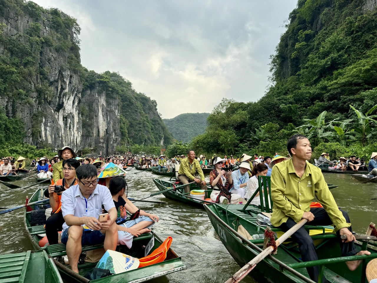 Khai mạc Tuần du lịch Ninh Bình - Lễ hội Sắc vàng Tam Cốc năm 2024