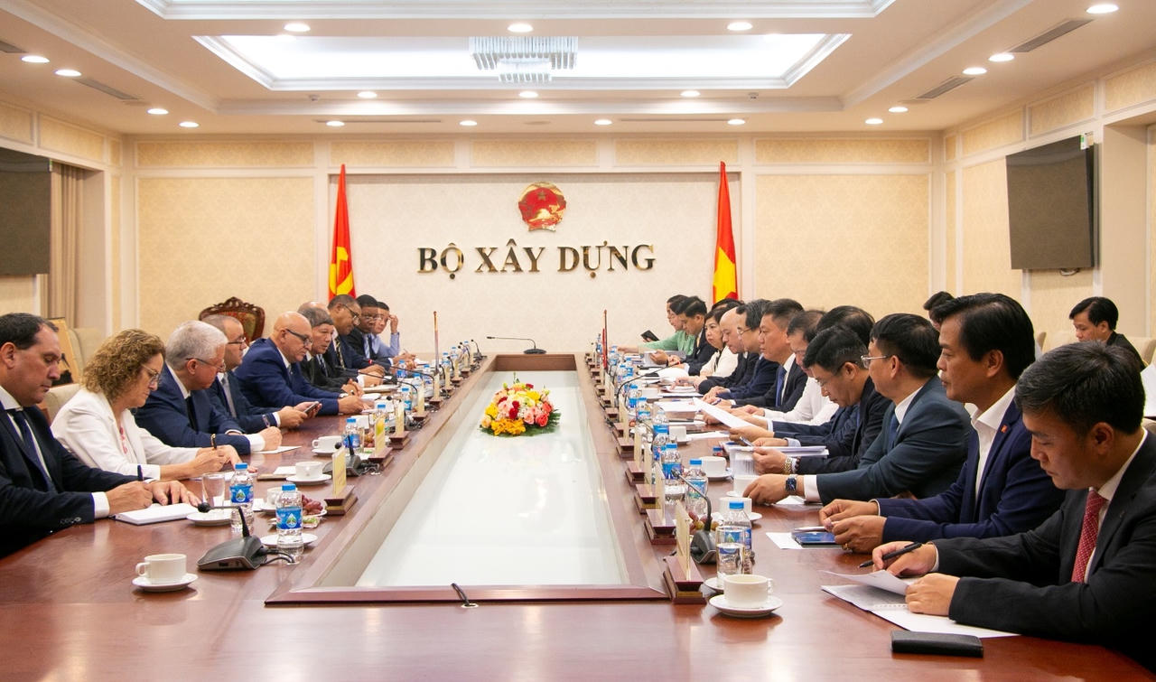  Tăng cường hợp tác đầu tư lĩnh vực xây dựng giữa Việt Nam và Cu Ba