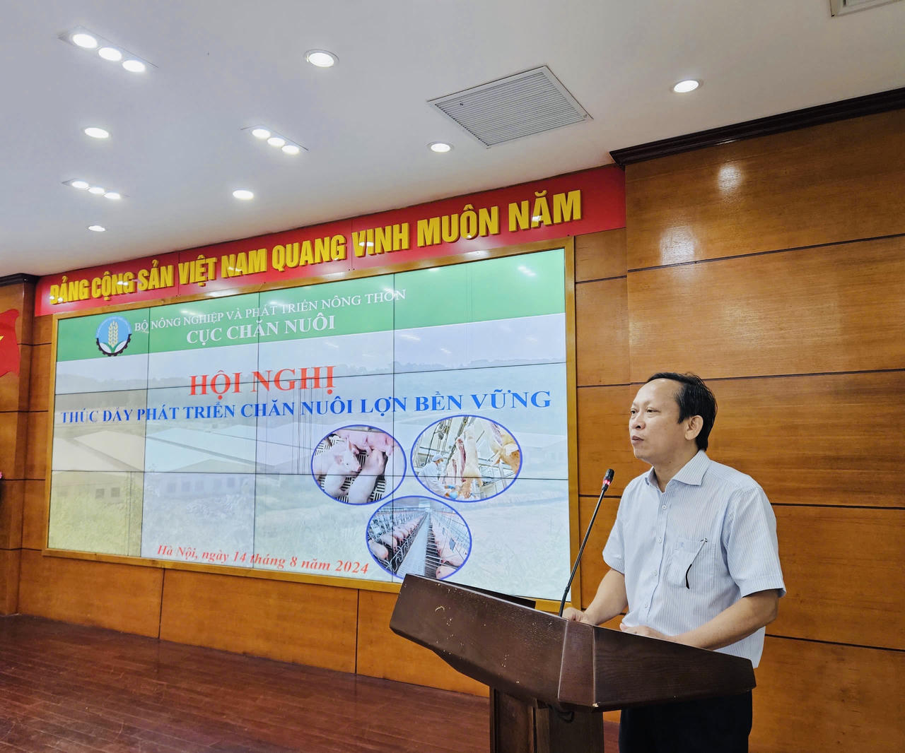 Tạo 'cú hích' thúc đẩy ngành chăn nuôi lợn phát triển bền vững