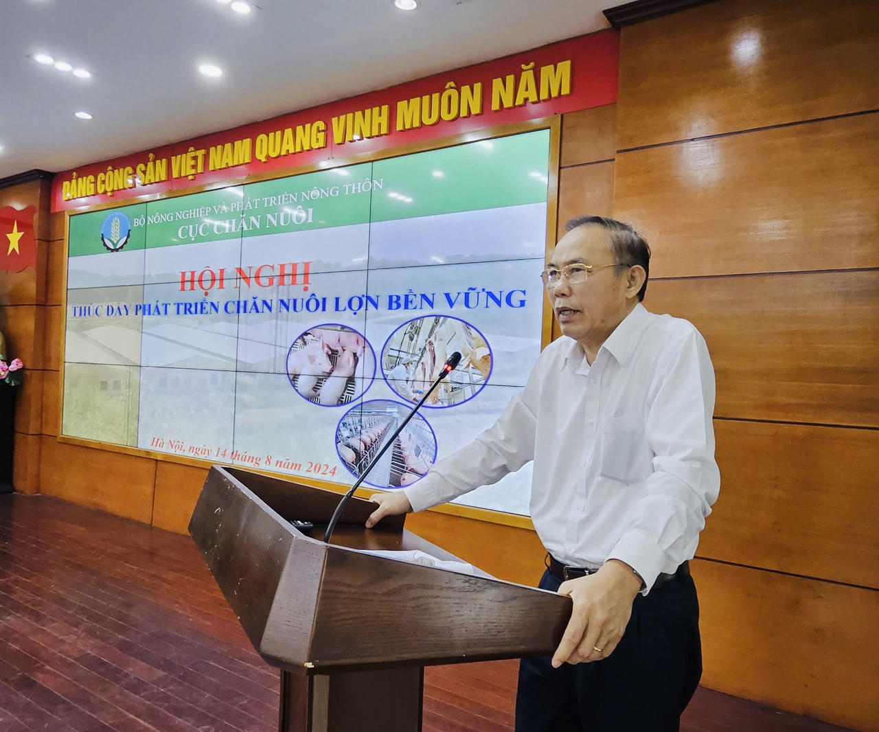 Tạo 'cú hích' thúc đẩy ngành chăn nuôi lợn phát triển bền vững