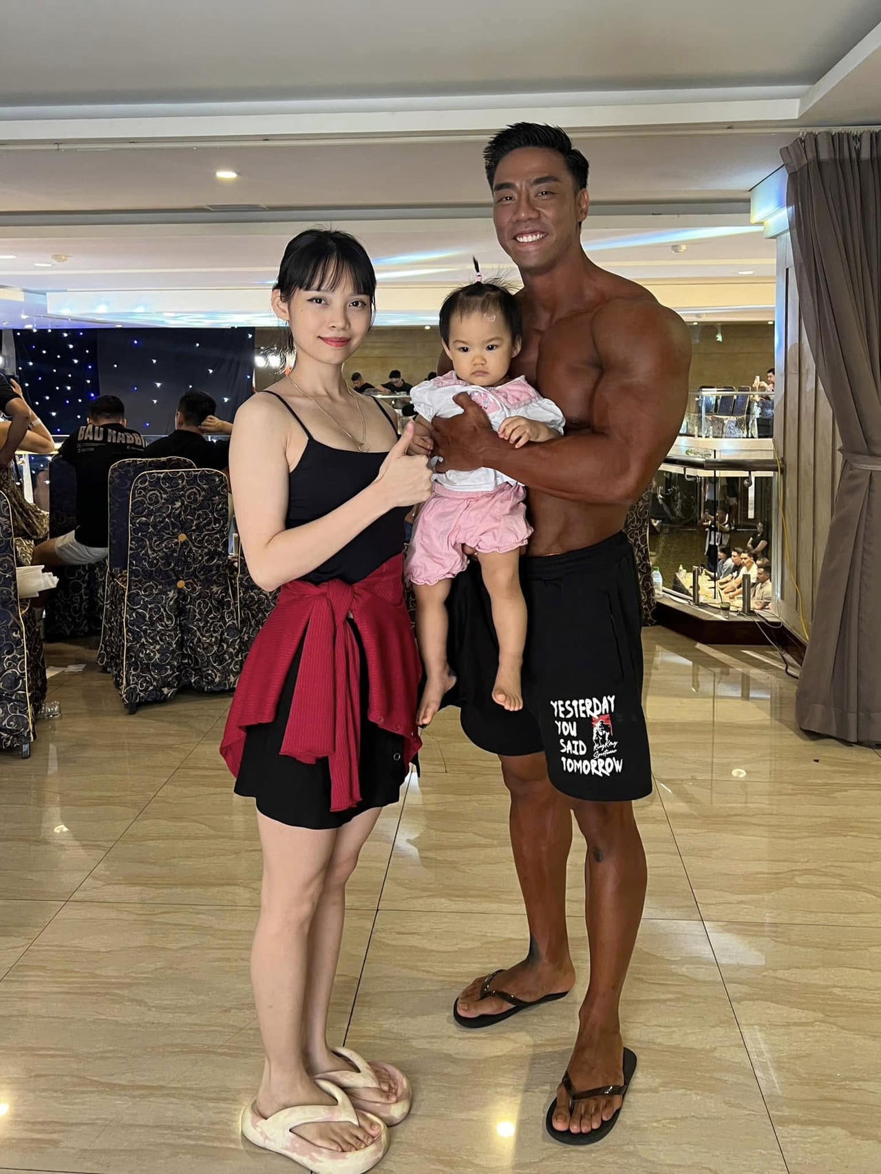 Người đàn ông không bỏ quên giấc mơ, làm những điều không thể nhờ các con