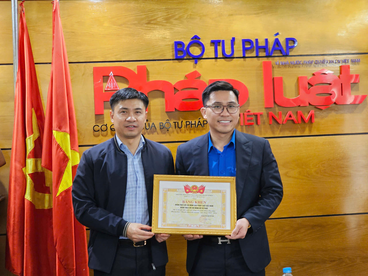 Đoàn thanh niên Báo Pháp luật Việt Nam phấn đấu hoàn thành xuất sắc nhiệm vụ năm 2025