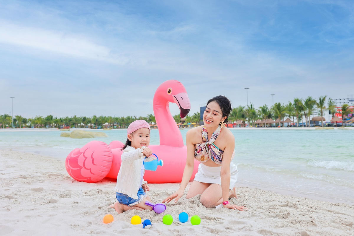 Check-in "đẹp không tì vết" tại Vịnh biển Bốn mùa ngay phía Đông Thủ đô