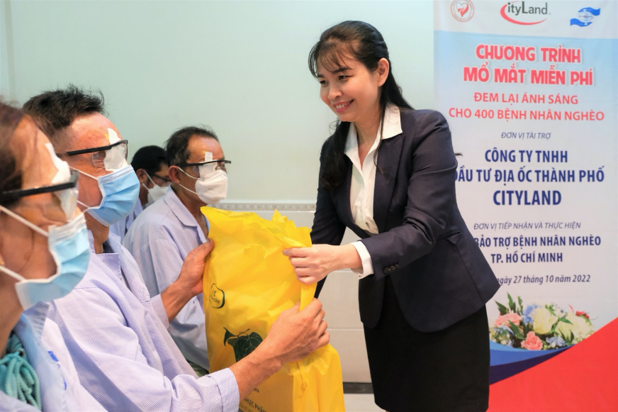 Cityland tài trợ miễn phí phẫu thuật mắt cho 400 bệnh nhân nghèo