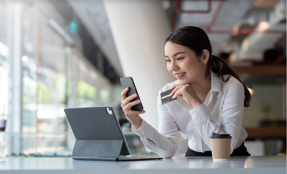 Bí quyết săn sale nhận thêm hoàn tiền đến 6% với VIB Online Plus 2in1