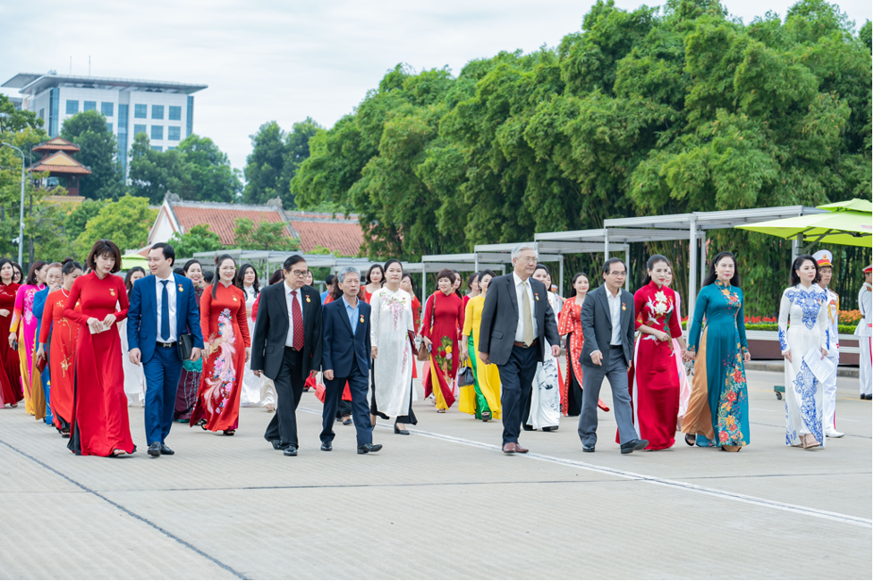 Hội Nữ doanh nhân DNNVV vinh danh 15 nữ doanh nhân tiêu biểu