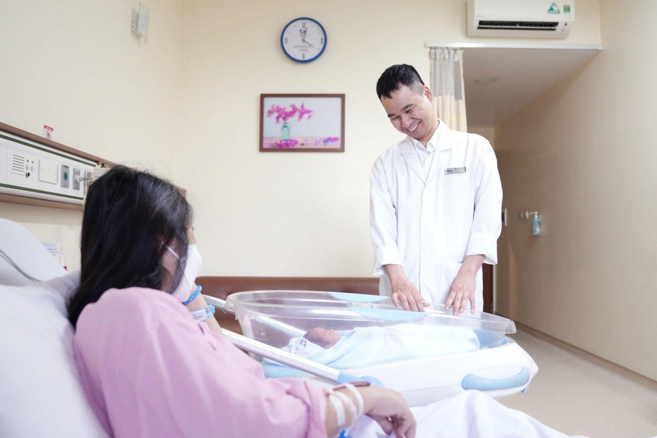 Bệnh viện Tâm Anh ứng dụng trí tuệ nhân tạo để 'tái sinh' phôi trữ đông 10 năm