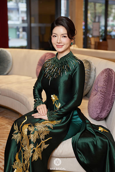 Mia Bridal ra mắt BST Vàng Son: Khí chất hào môn