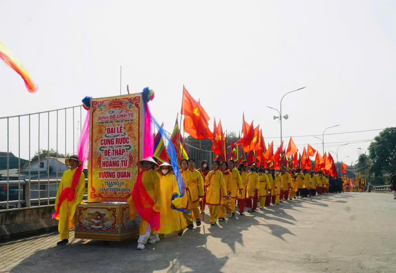 Lễ hội đền Cả - Dinh đô Quan Hoàng Mười năm 2024: Quảng bá những giá trị văn hoá, lịch sử truyền thống