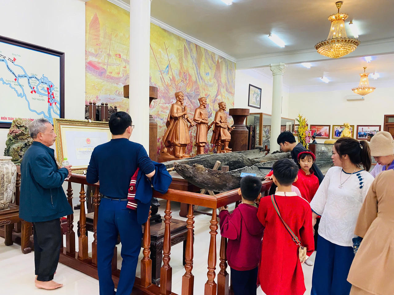 Du xuân Bạch Đằng Giang - Hành trình ngược dòng lịch sử