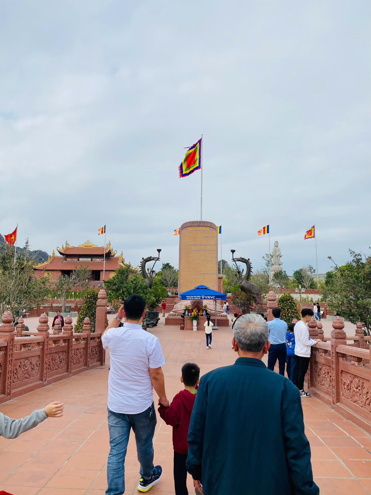 Du xuân Bạch Đằng Giang - Hành trình ngược dòng lịch sử