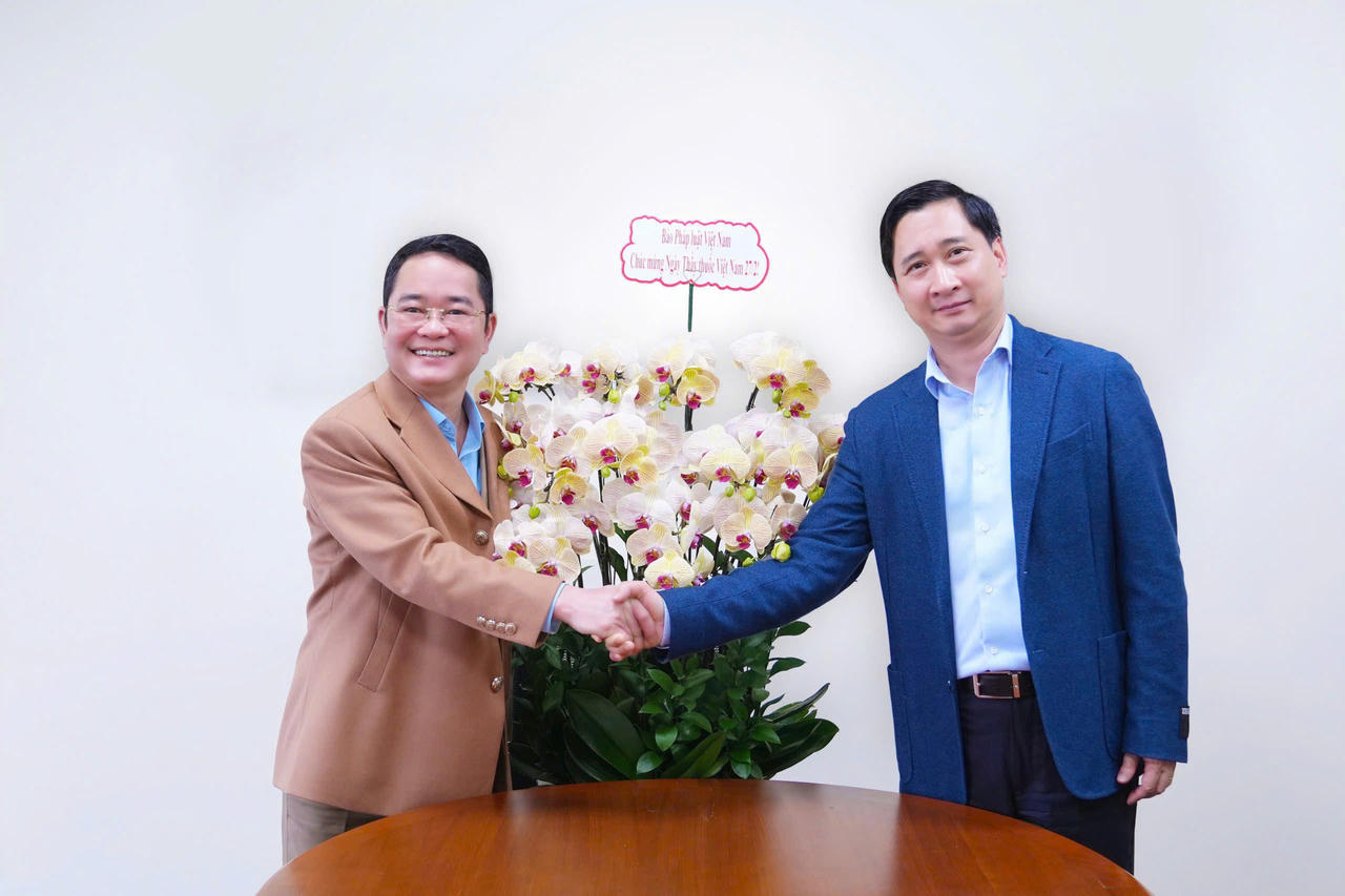 Lãnh đạo Báo Pháp luật Việt Nam chúc mừng Bệnh viện Tâm Anh nhân Ngày Thầy thuốc Việt Nam 27/2