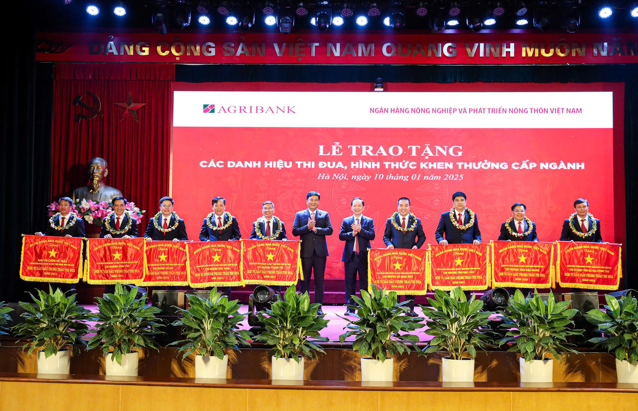 Agribank tổ chức Hội nghị tổng kết hoạt động kinh doanh năm 2024, triển khai nhiệm vụ năm 2025